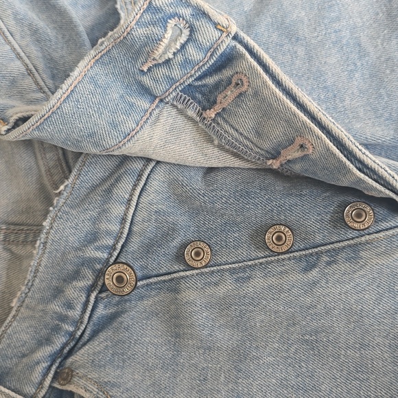 Abercrombie & Fitch The Dad High Rise Jeans - Picture 6 of 8